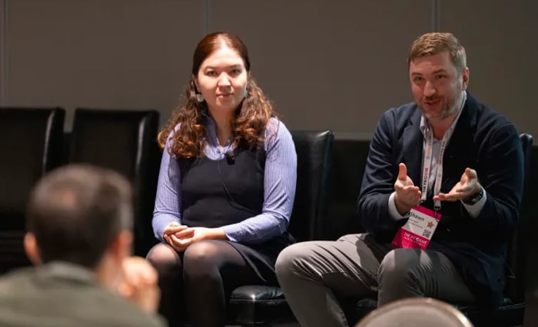 Gulnaz Kordanova and Shawn Wolfe presenting at PIE Live North America